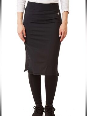 Long ShirtTail Snoga Athletic Skirt